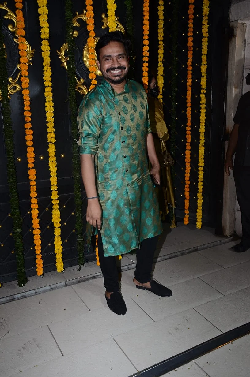 Corona who? Mouni Roy, Manish Malhotra, and others attend Ekta Kapoor's Diwali bash; see pics