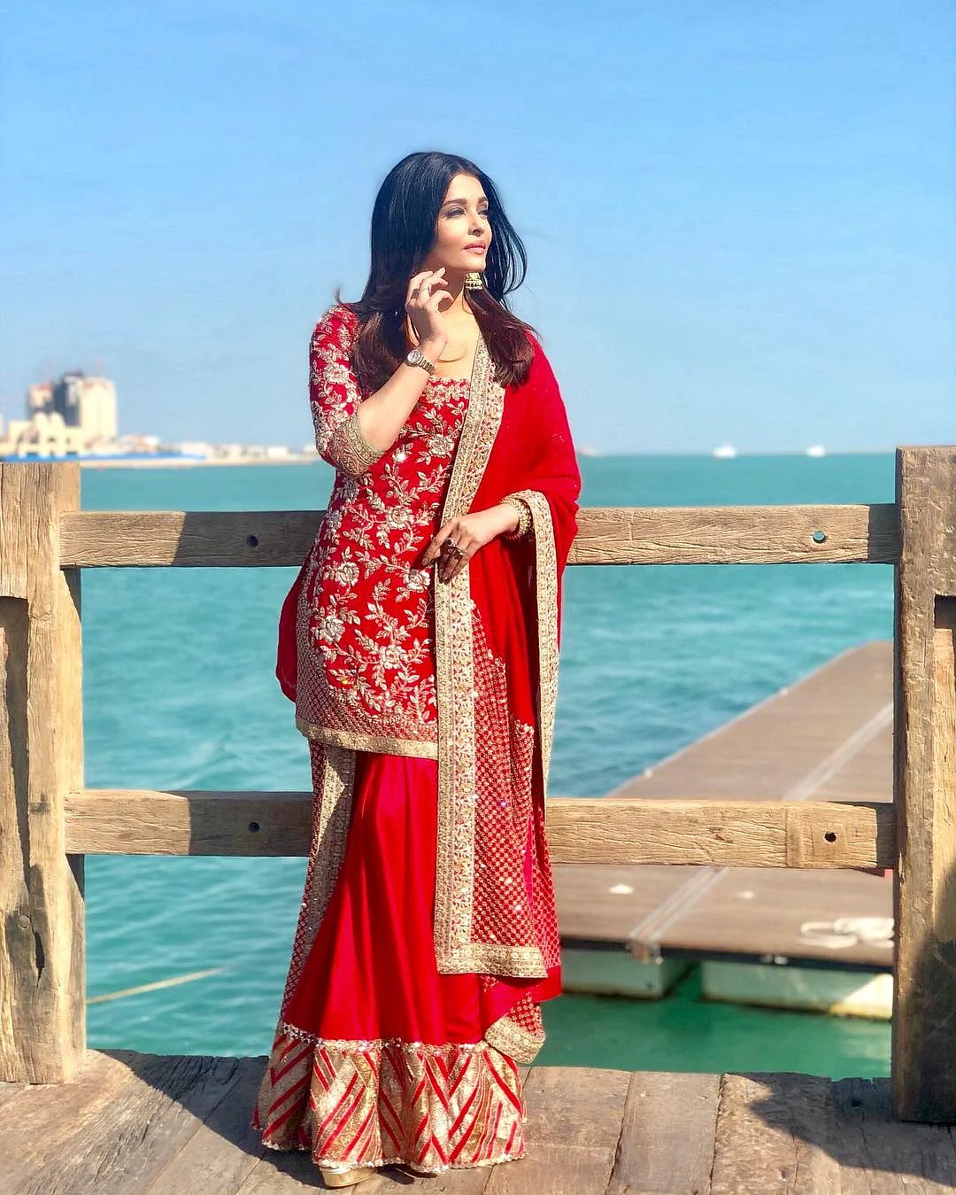 Inspired by Bollywood bombshells, here's your style guide to look like a patakha this Diwali