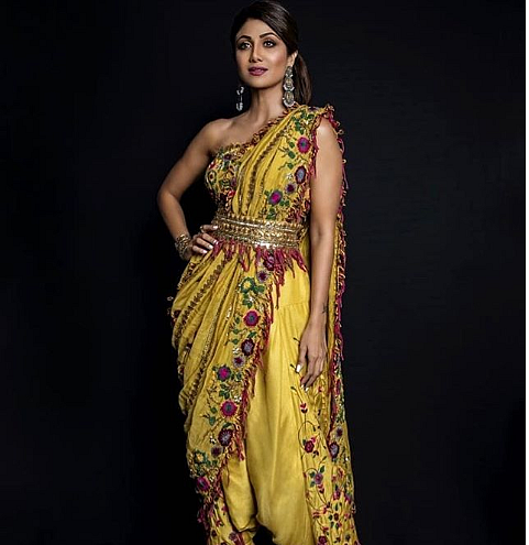 Karva Chauth 2020: 10 quirky ways to style sarees like Bollywood divas