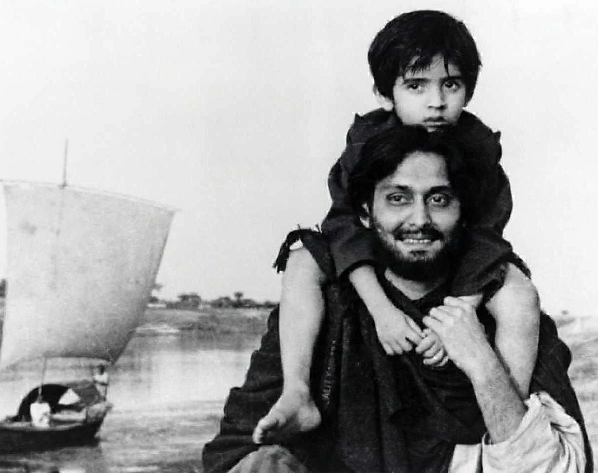 Soumitra Chatterjee in 'Apur Sansar' (1959), directed by Satyajit Ray