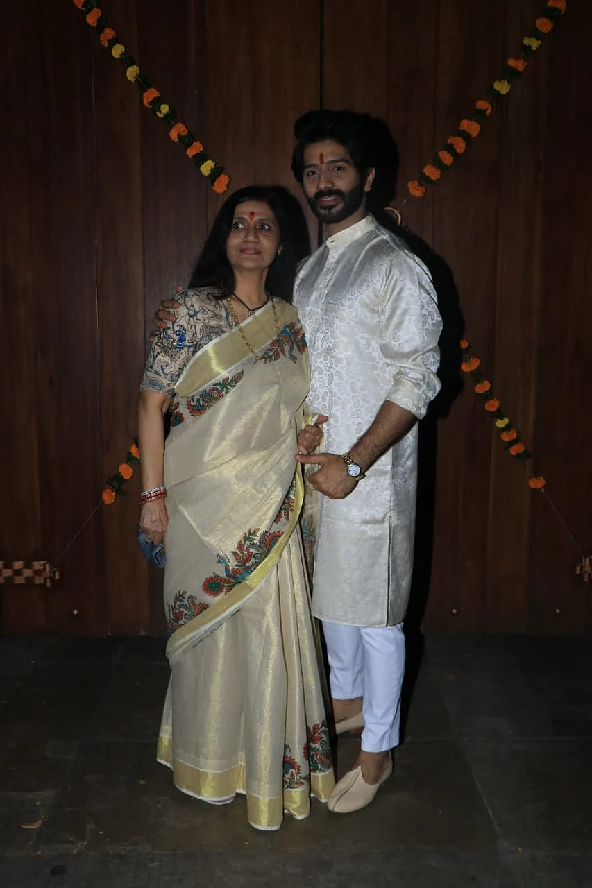 Vardhaan Puri with Mom in Juhu