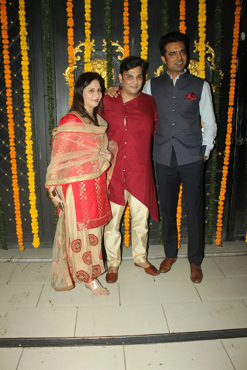 Corona who? Mouni Roy, Manish Malhotra, and others attend Ekta Kapoor's Diwali bash; see pics