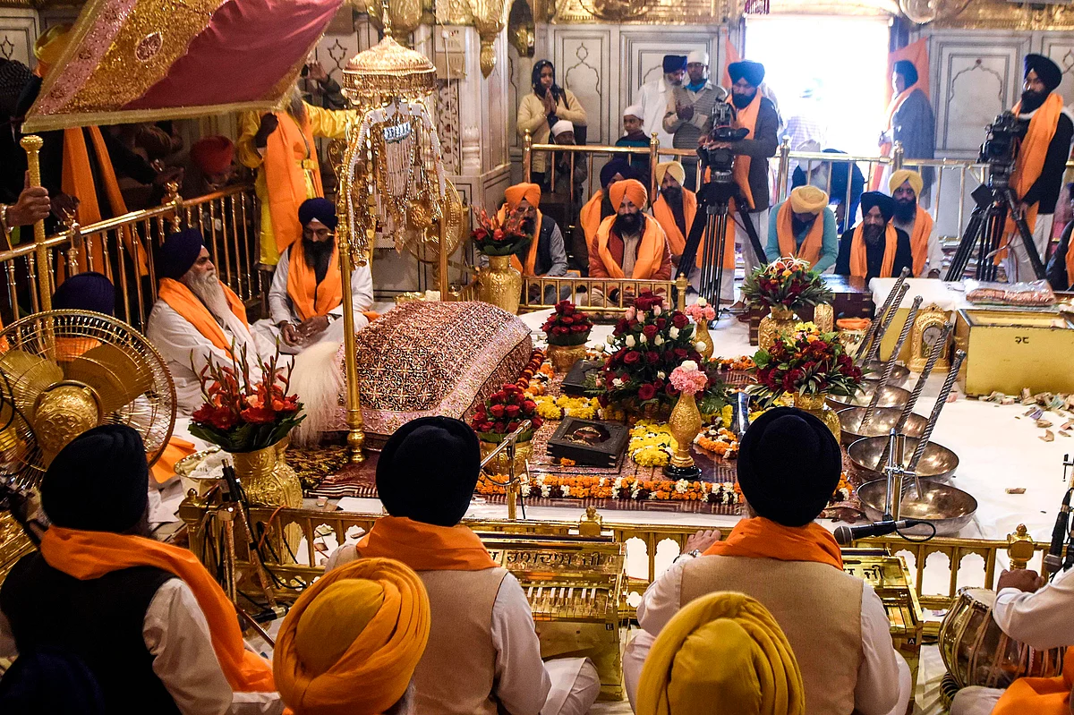 In pics: Devotees offer prayers at Golden Temple on Guru Nanak Jayanti