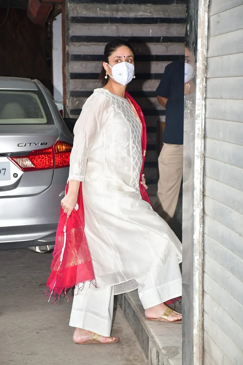 In Pics: Kareena Kapoor Khan, Disha Patani, Tiger Shroff, Varun Dhawan and others spotted in Mumbai