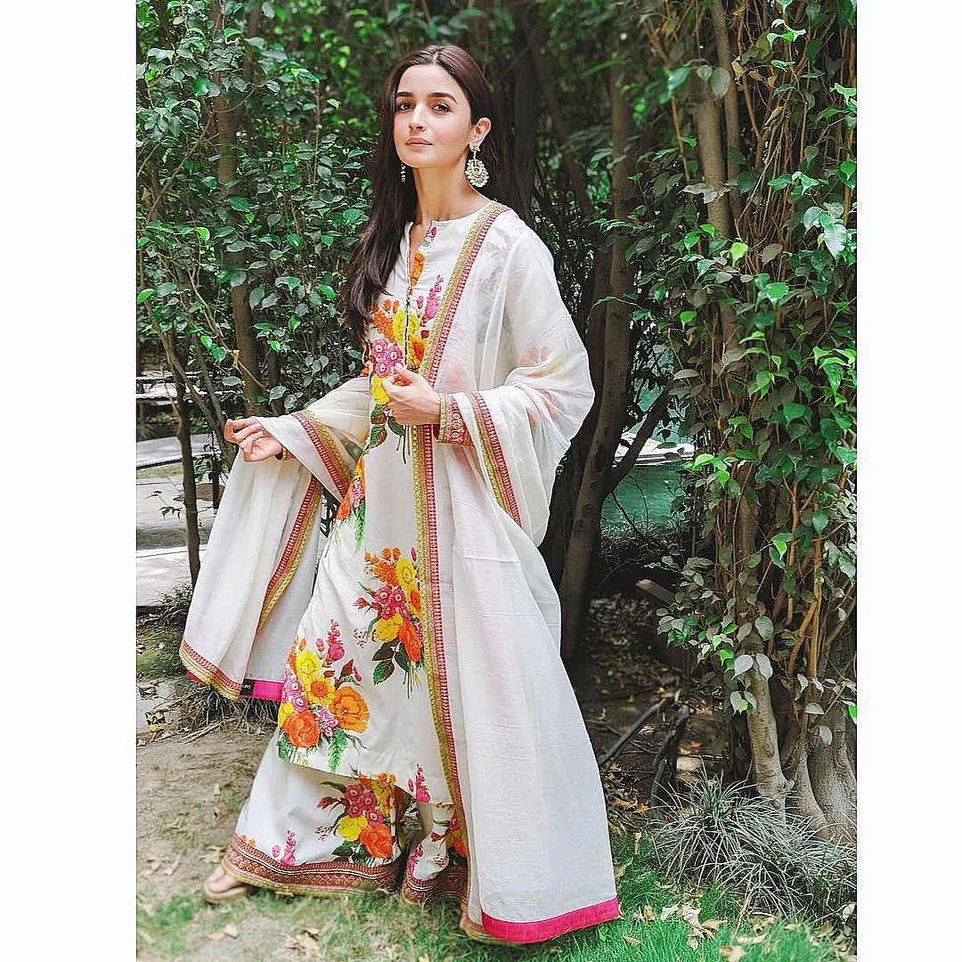 Inspired by Bollywood bombshells, here's your style guide to look like a patakha this Diwali