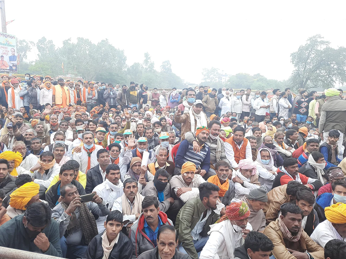 Participants at BJP's Kisan Sammelan failed to comply with the Covid-19 guidelines like wearing face masks and maintaining the physical distancing