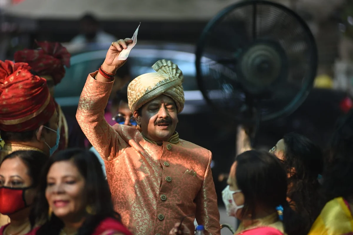 Aaditya Narayan marries Shweta Agarwal: Udit Narayan dances to his heart's content in son's baraat; see pics