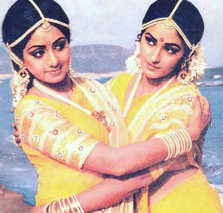 Sridevi and Jaya Prada in Tohfa