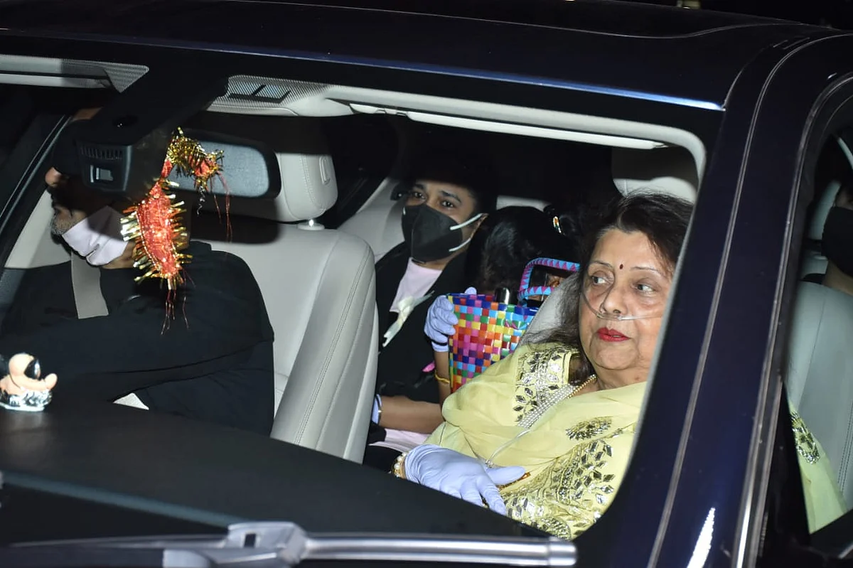 Rani Mukerji's daughter Adira turns 5: Karan Johar's twins Yash-Roohi, Tusshar Kapoor's son Laksshya attend birthday bash