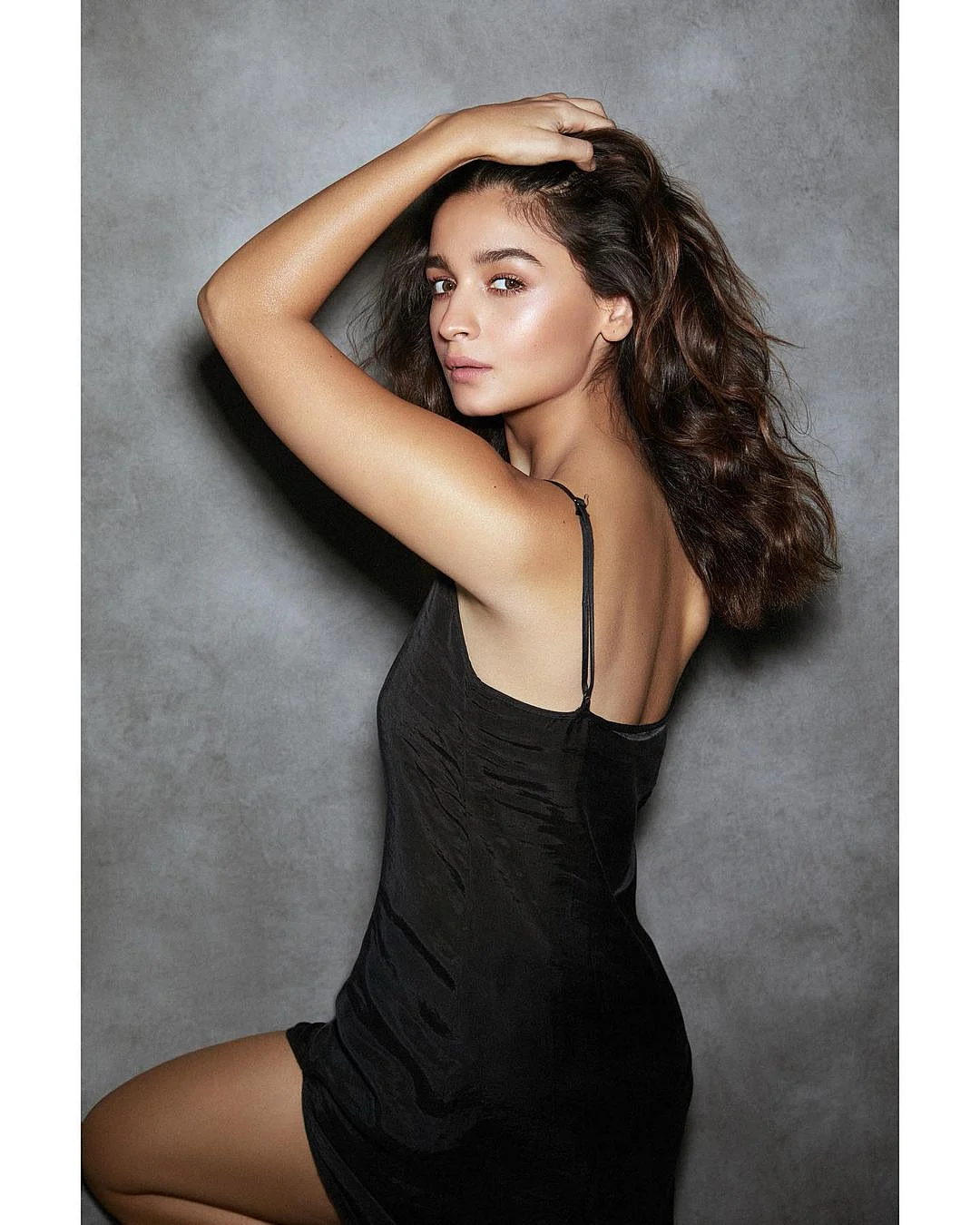 Take cues from Alia Bhatt, Sara Ali Khan and others to ring in the New Year looking like a Bollywood diva
