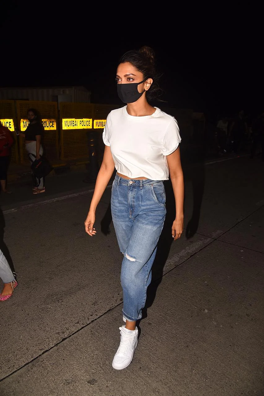 In Pics: Deepika Padukone shows how to wear basics right; Nora Fatehi turns heads with all-black airport ensemble
