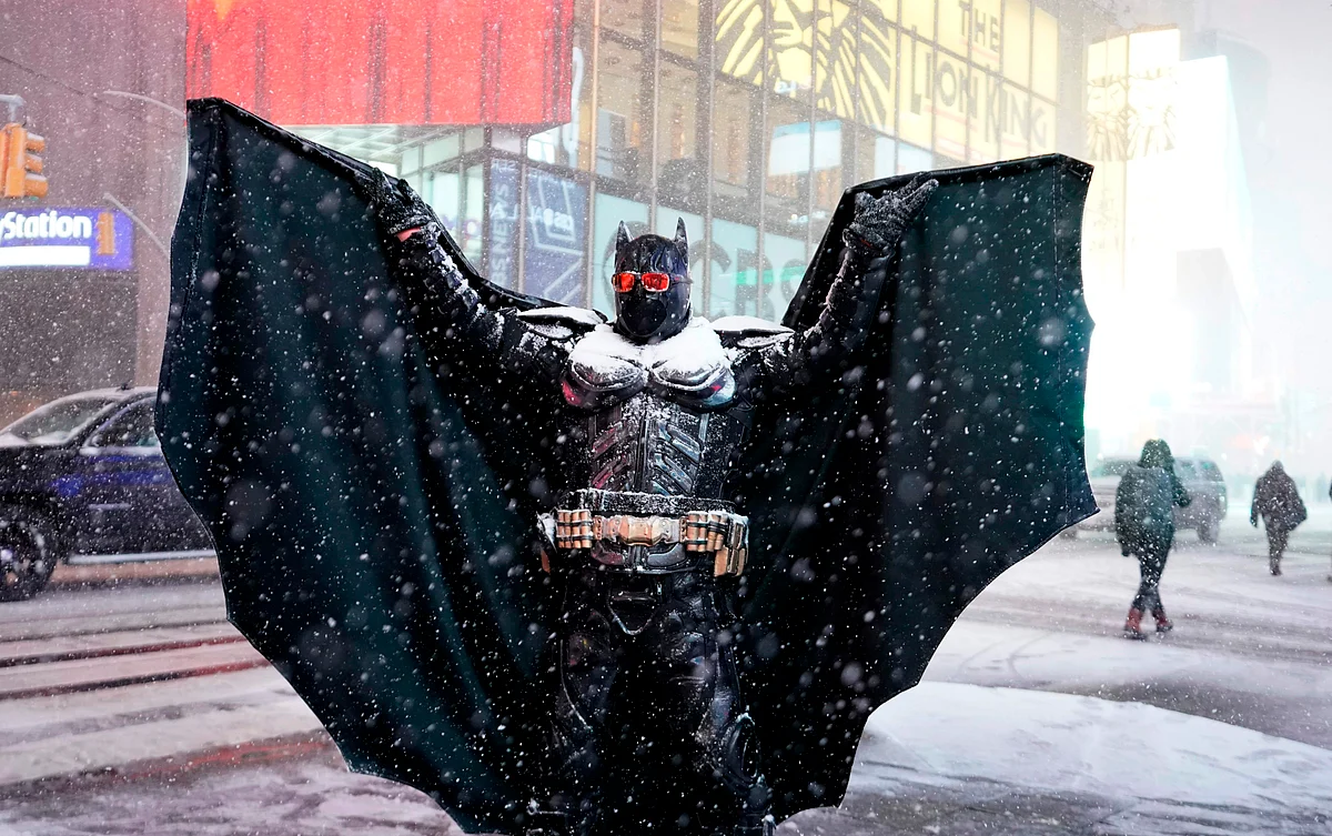 Major snowstorm Gail blankets America