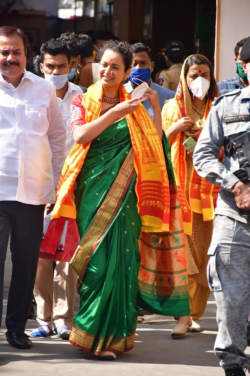 In Pics: Kangana visits Mumbai's Siddhivinayak temple wearing Maharashtrian Paithani saree