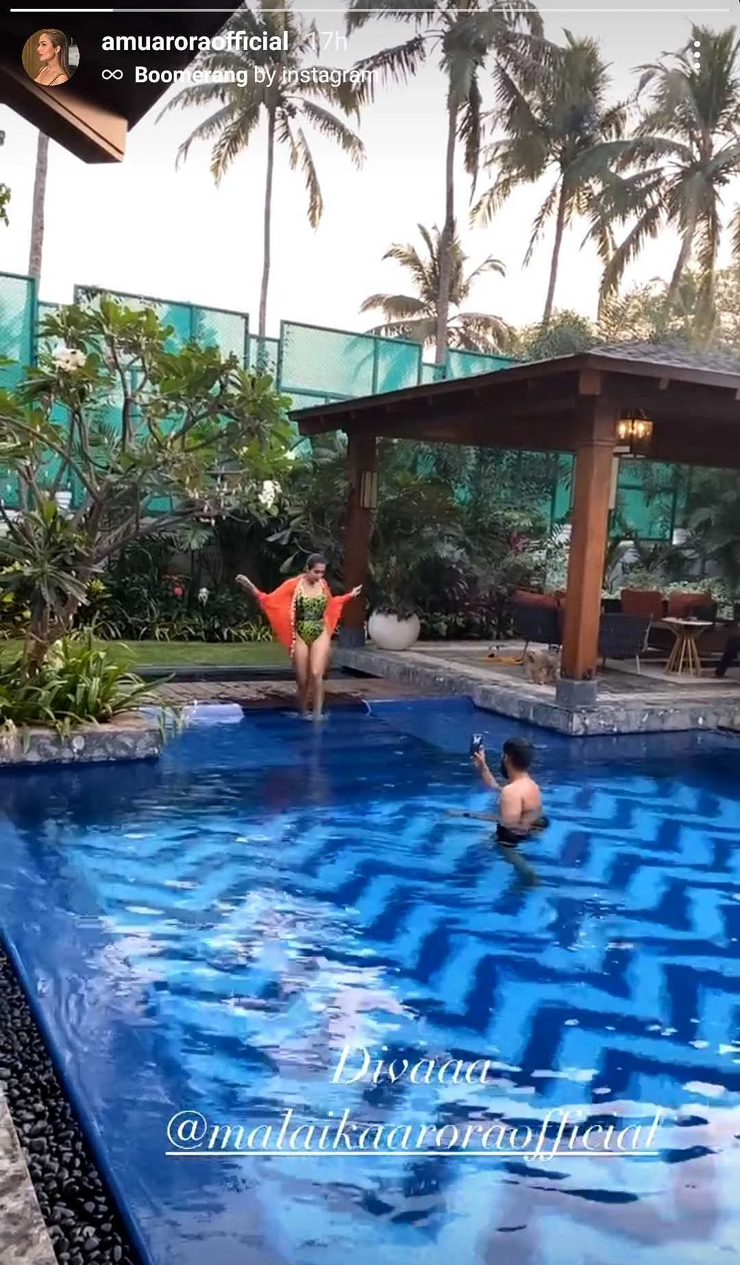 Arjun Kapoor turns 'pool photographer' for swimsuit-clad Malaika Arora