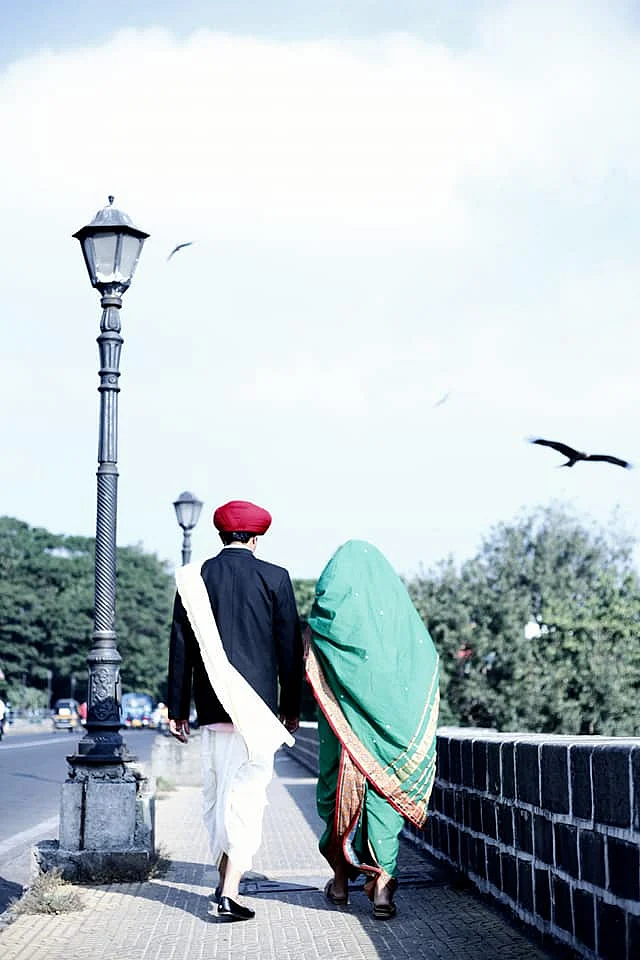 Tribute to icons: Couple's themed pre-wedding photoshoot dedicated to Savitribai and Jyotiba Phule is winning the internet