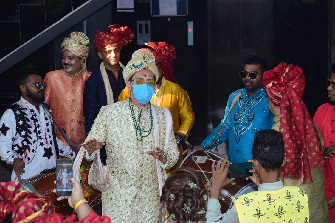 Aaditya Narayan marries Shweta Agarwal: Udit Narayan dances to his heart's content in son's baraat; see pics
