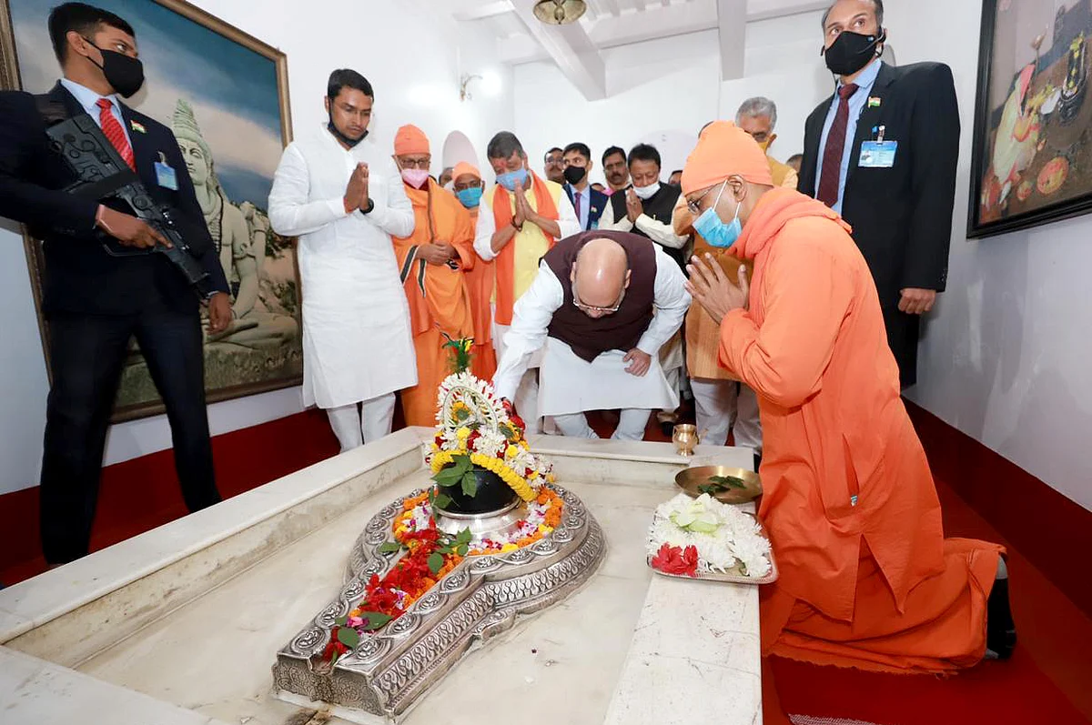 Union Home Minister Amit Shah during his visit to Ramakrishna Ashram in Kolkata on Saturday.