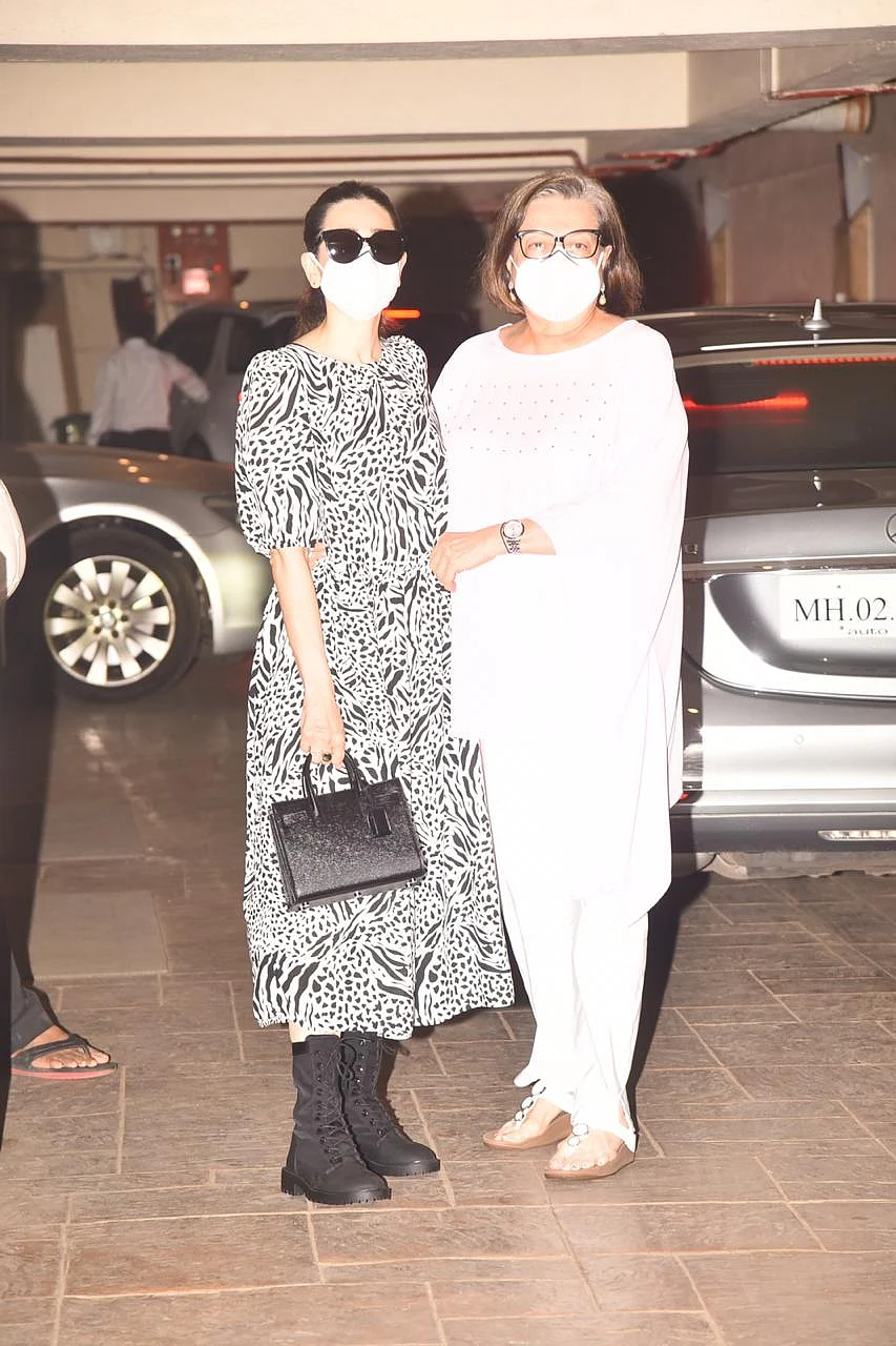 In Pics: Karisma, Babita, Randhir Kapoor and others arrive at Taimur Ali Khan's birthday bash