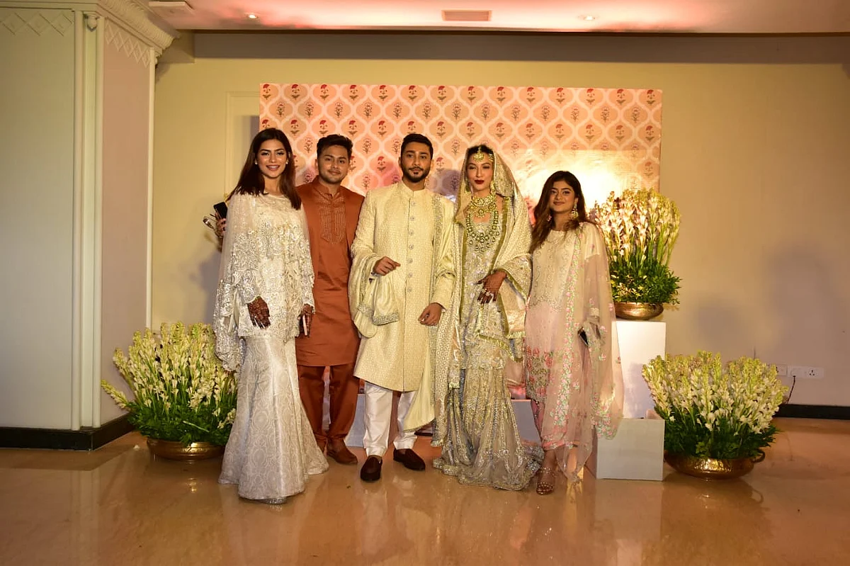 #GaZabKaHaiDin: Inside pics of Gauahar Khan, Zaid Darbar's Nikaah ceremony