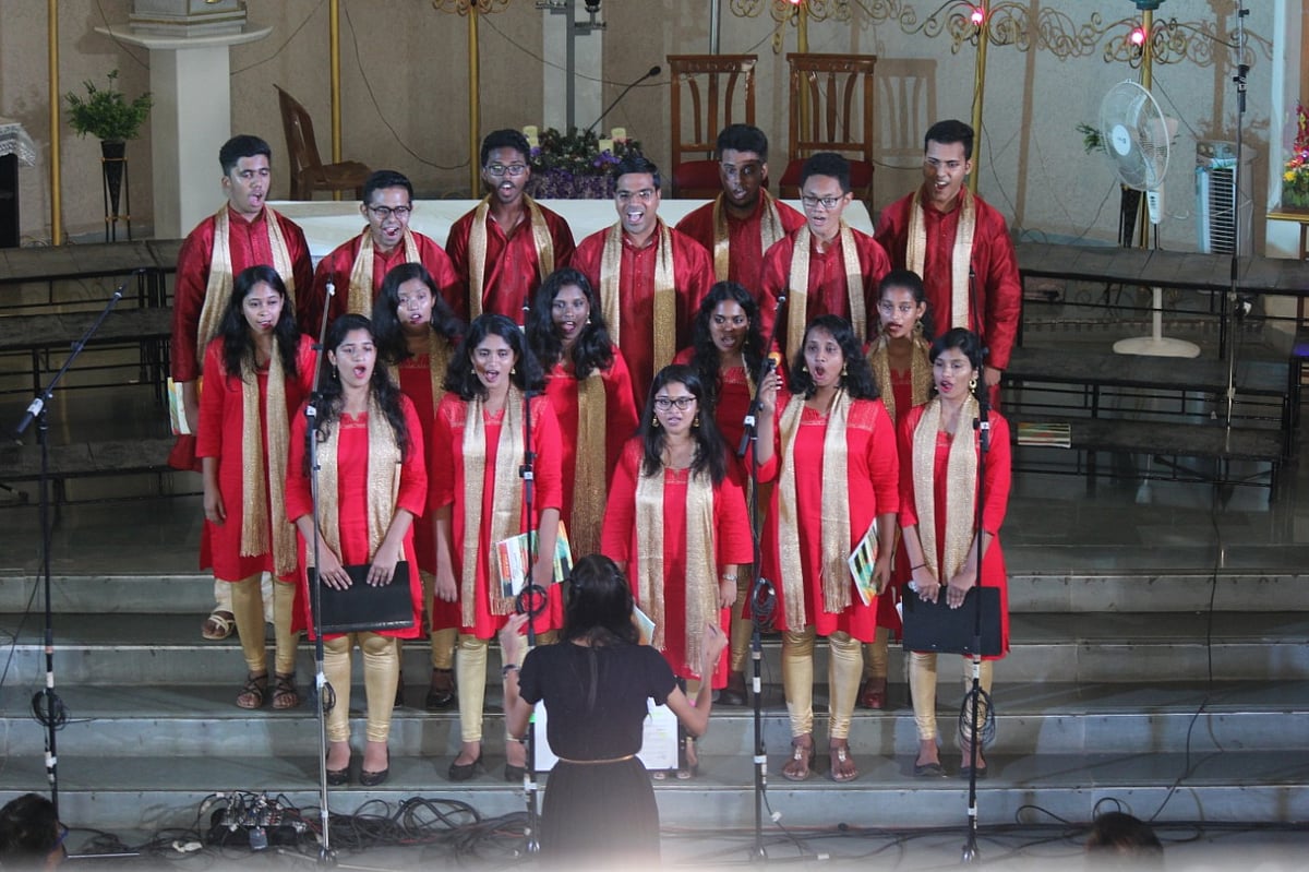Christmas 2020: Choirs and orchestras gear up for virtual carol performance - Vimarsana News