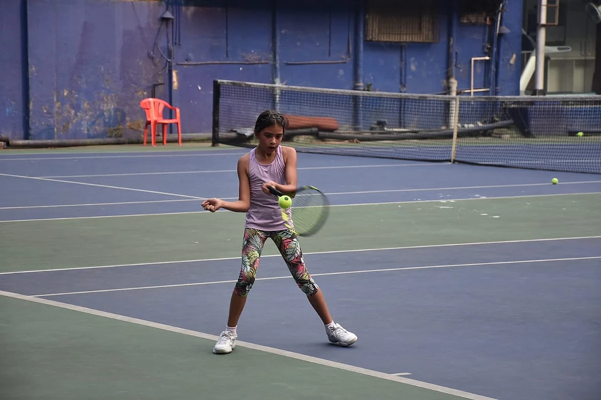 In Pics: Lara Dutta's daughter Saira plays tennis with dad Mahesh Bhupathi