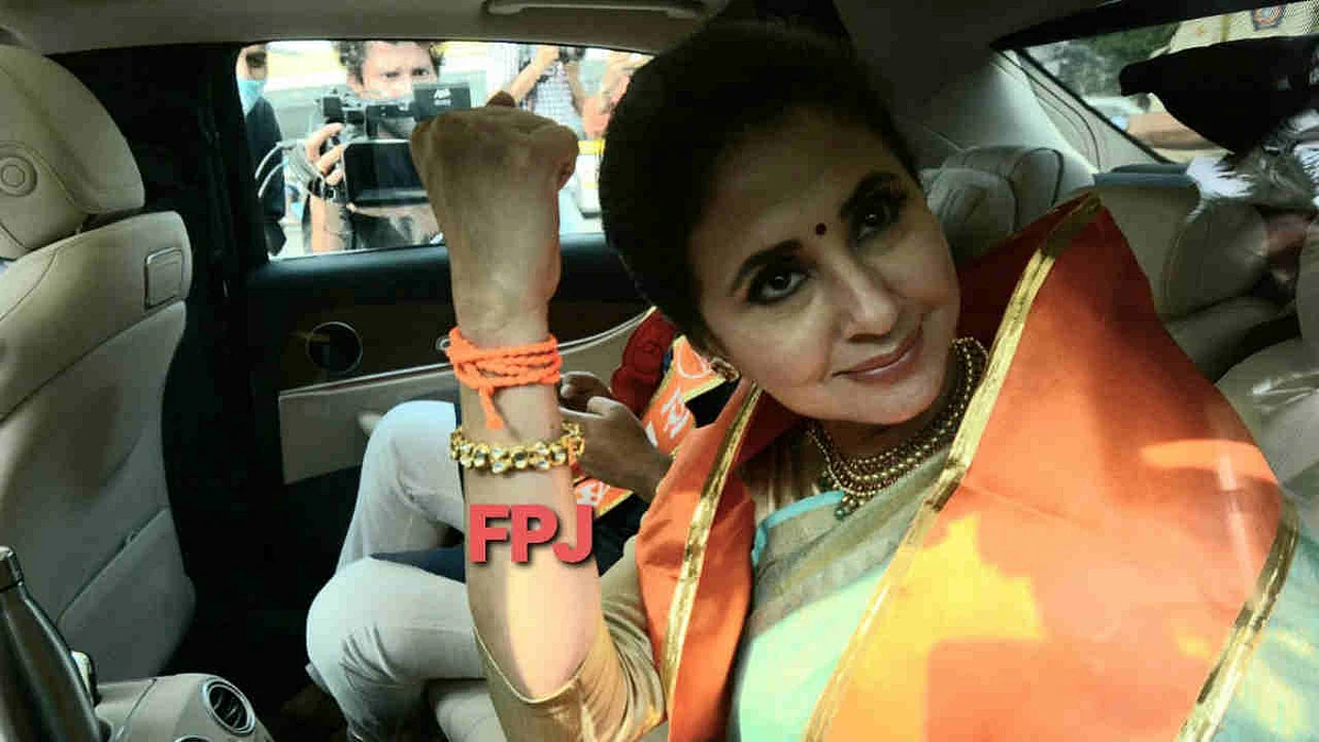 Urmila Matondkar after meeting CM Uddhav Thackeray at Matoshree
