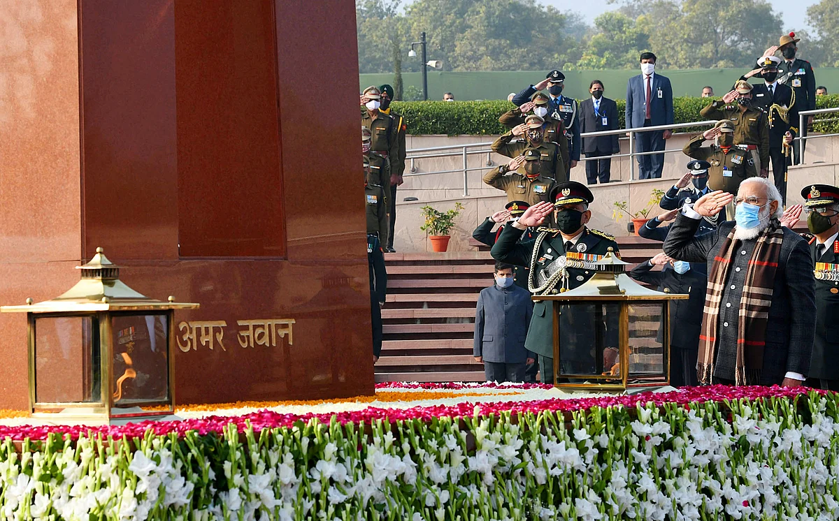 Prime Minister Narendra Modi pays tribute at the National War Memorial