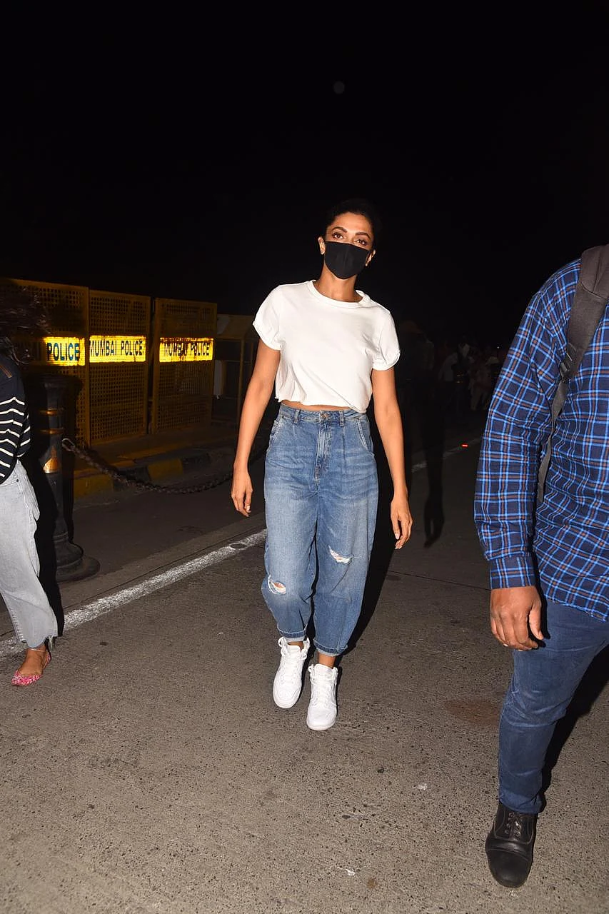 In Pics: Deepika Padukone shows how to wear basics right; Nora Fatehi turns heads with all-black airport ensemble