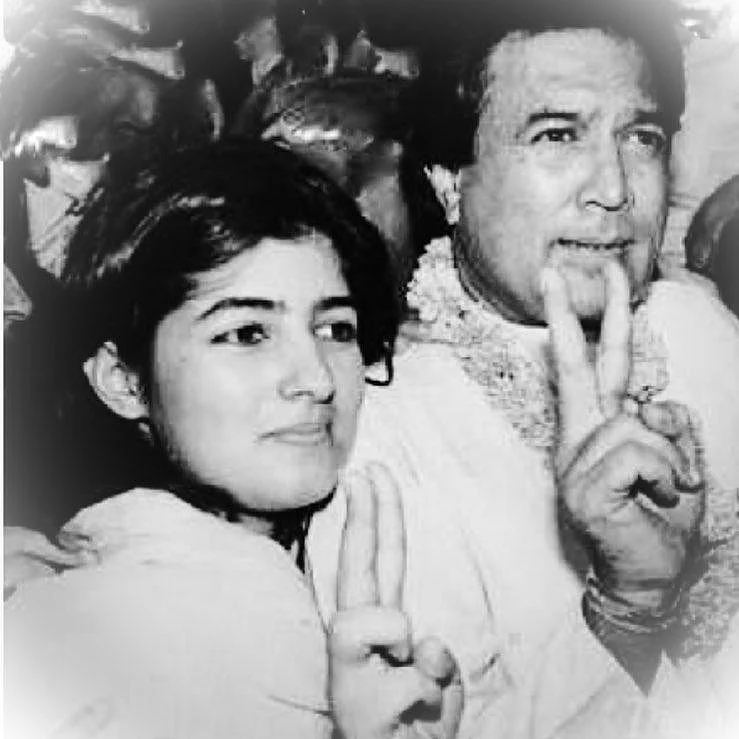 On Rajesh Khanna's 78th birth anniversary, here are some adorable pics of legendary actor with daughter Twinkle