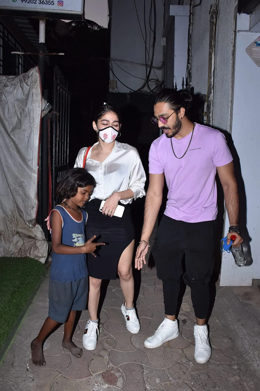 In Pics: Alia Bhatt jets off to shoot 'RRR'; Alaya F steps out with Bal Thackeray's grandson Aaishvary