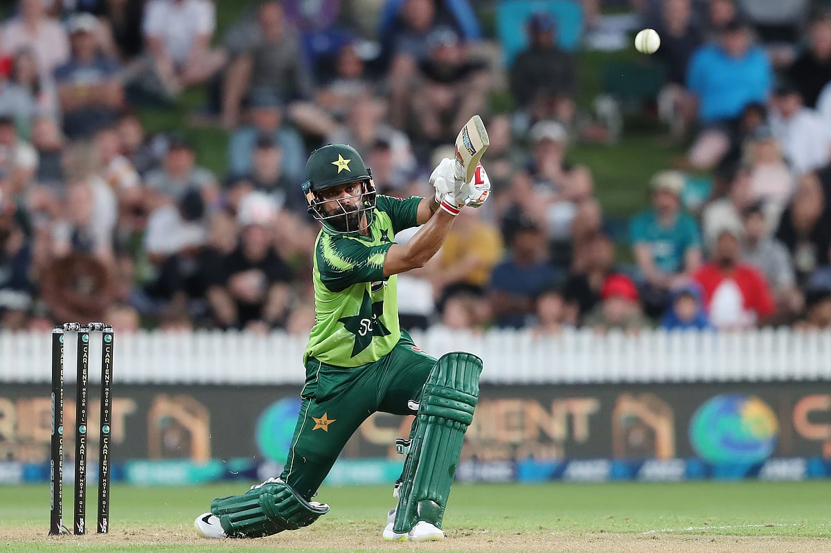 Miser professor Hafeez, Rizwan star in Pakistan's thrilling 7-run win over West Indies in Guyana