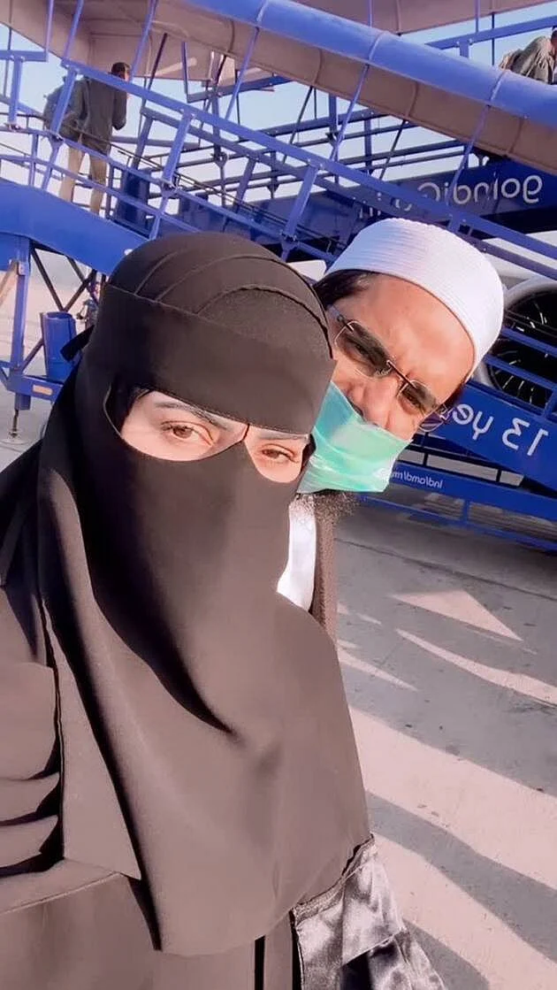 In Pics: Just married Sana Khan, Anas Sayed share glimpses of their Kashmir honeymoon
