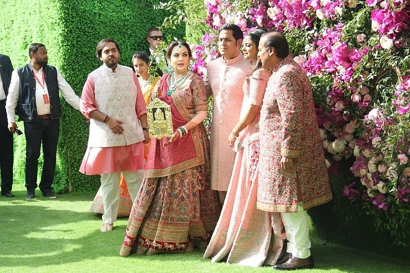 Shloka and Akash Ambani welcome baby boy: Check out throwback pictures of their big fat Indian wedding