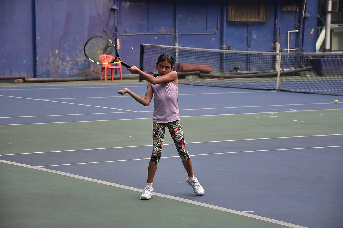In Pics: Lara Dutta's daughter Saira plays tennis with dad Mahesh Bhupathi