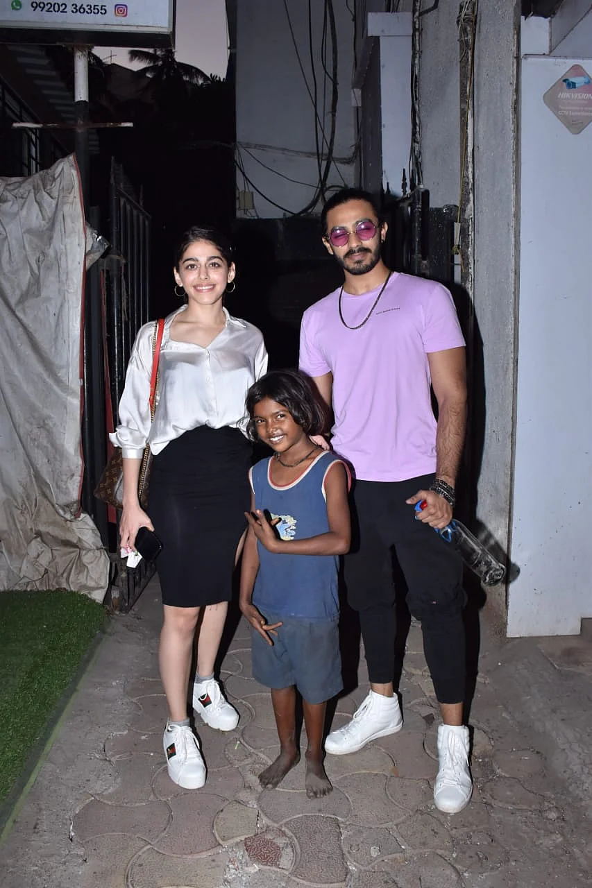 In Pics: Alia Bhatt jets off to shoot 'RRR'; Alaya F steps out with Bal Thackeray's grandson Aaishvary