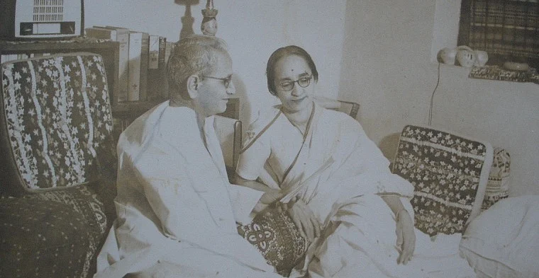 Deepika’s grandparents:
Kavi Anil and Kusumavati Deshpande
