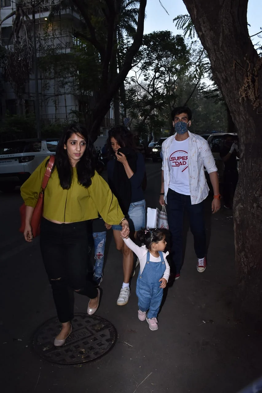 Ravie Kapoor turns 2: Karan Johar, Riteish Deshmukh, Sussanne Khan and others attend Ekta Kapoor's son's birthday bash