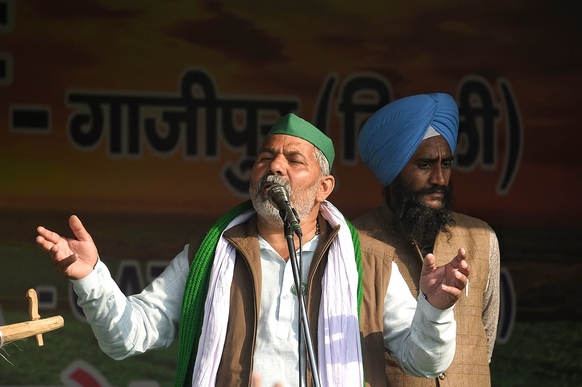 Farmers' Protest: 'Emotional' BKU leader Rakesh Tikait refuses to surrender, says will hang self ...