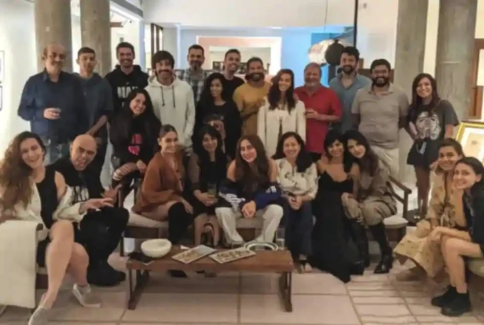 'Roadies' fame Rajiv Lakshman deletes pics with Rhea Chakraborty after sharing it with 'irresponsible choice of words'