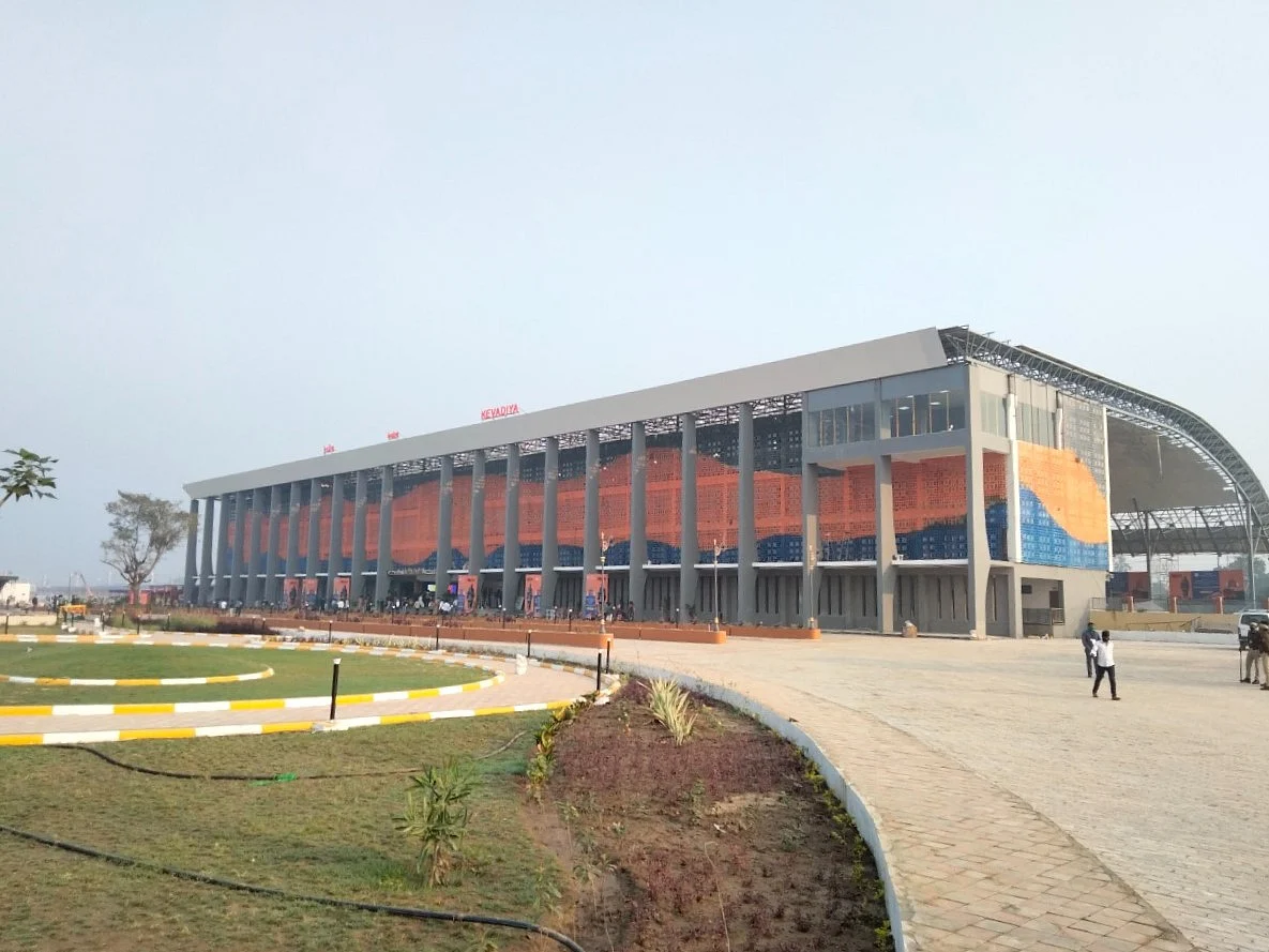 History created with seamless rail
connectivity to Statue of Unity in Kevadiya