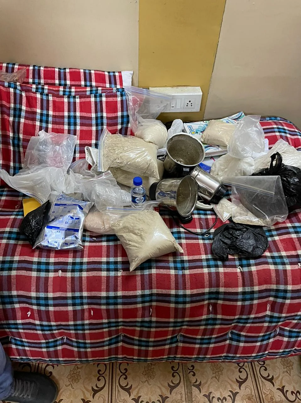 NCB crackdown: Rs 2.18 crore cash recovered after factory busted in South Mumbai