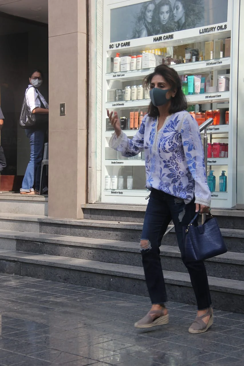 Neetu Singh spotted outside a salon in Bandra
