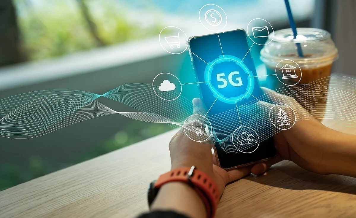 From 5G to fintech, here are the top five tech trends that will dominate 2021