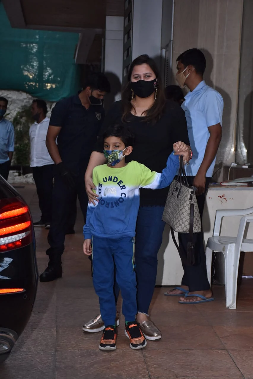 Ravie Kapoor turns 2: Karan Johar, Riteish Deshmukh, Sussanne Khan and others attend Ekta Kapoor's son's birthday bash