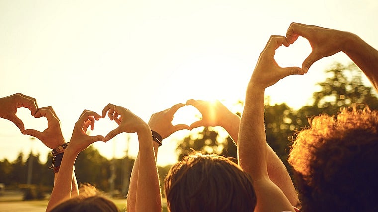 The 2021 checklist: Types of relationships we should include in our lives in the new year