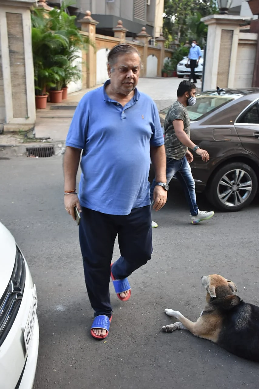 In Pics: Ahead of Varun's wedding with Natasha Dalal, David Dhawan spotted at Manish Malhotra store in Mumbai