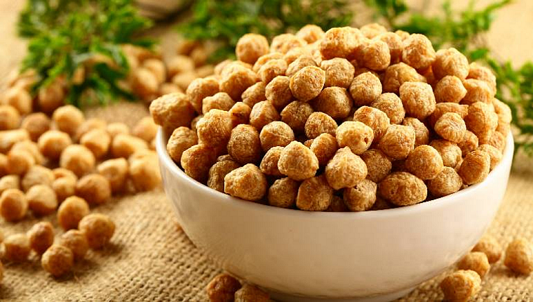 Mock meats are made from soya protein, wheat gluten or vegetable substitutes like jackfruit.