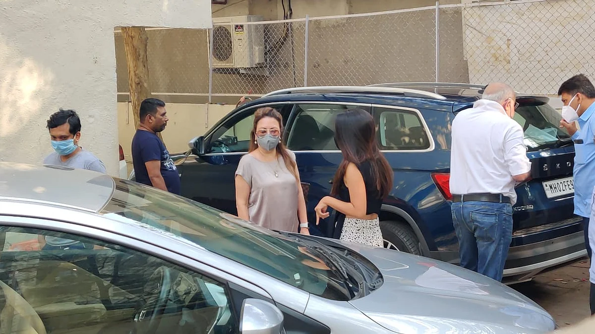 In Pics: Varun Dhawan’s bride-to-be Natasha Dalal leaves for Alibaug with family for wedding