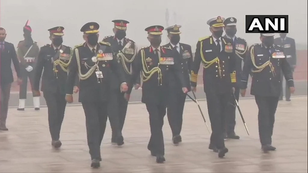CDS General Bipin Rawat, Army Chief General MM Naravane, IAF Chief Air Chief Marshal RKS Bhadauria, and Navy Chief Admiral Karambir Singh pay tributes at National War Memorial.