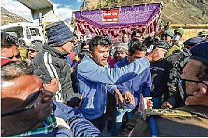 Recce team at glacier-burst site; ITBP DG says Tapovan tunnel operation to continue till trapped are found